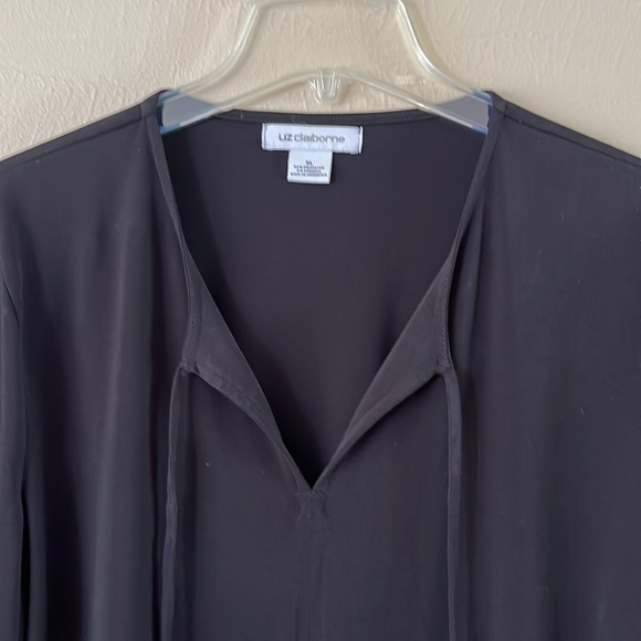Liz Claiborne Tie Blouse Loose Fit Open V Neck Black Size XL - Picture 3 of 13